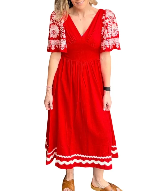 Women's Resort Attire Elegant Ensemble Embroidered Sleeve Midi Dress