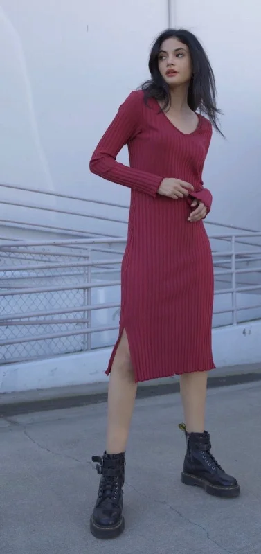 Women's Holiday Outfit Feminine Flow Long Sleeve Side Slit Dress