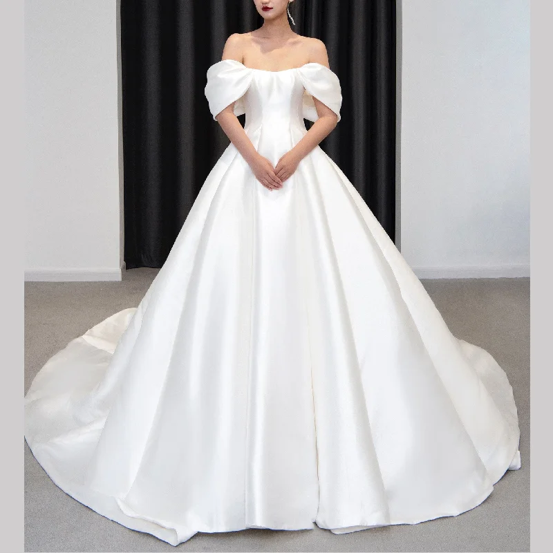 Women's Chic Outerwear Garments Boho - Chic Festival - Ready Style Off the Shoulder Satin A-line Ballgown Bridal Wedding Dress