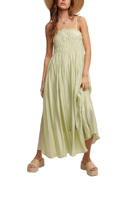 Women's Everyday Garments Boho - Chic Festival - Ready Style Flowy Pleated Maxi Dress In Green Lily