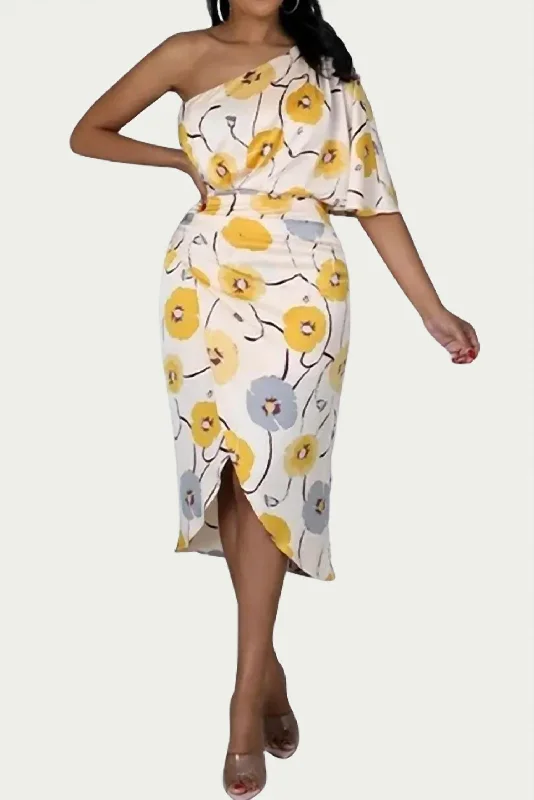 Women's Athletic Outfit Lightweight Fabric One-Shoulder Ruched Floral-Print Midi Dress in Yellow