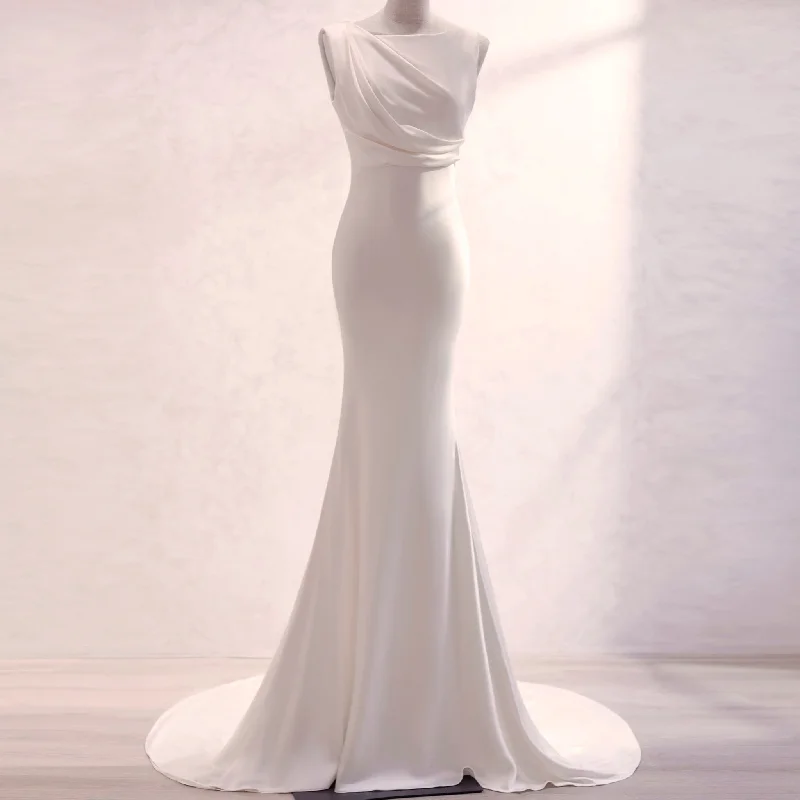 Women's Fashion-Forward Apparel Bold Silhouette Open Back Backless Simpler Mermaid Wedding Dress