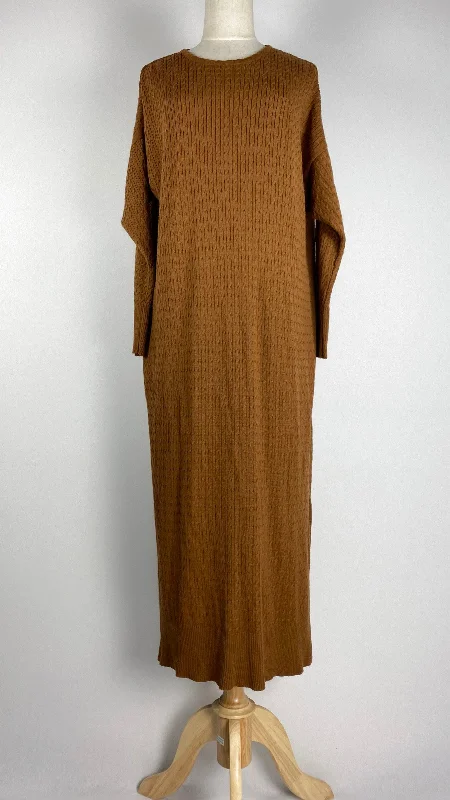 Women's Athletic Outfit Graceful Movement Long Sleeve Knit Maxi Sweater Dress, Brown