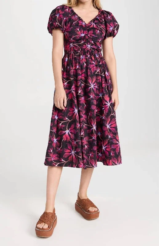 Women's Vacation Outfit Dreamy Aesthetic Cecile Midi Dress In Zinnia Red