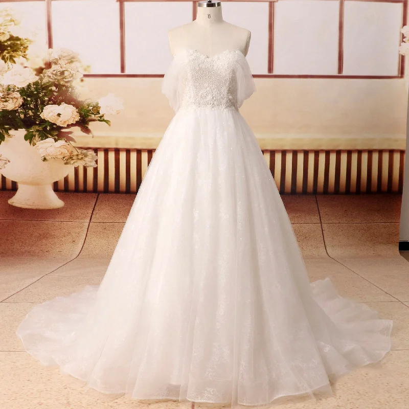 Women's Evening Outfit Feminine Grace Romantic Tulle Off the Shoulder Wedding Dress with Long Train