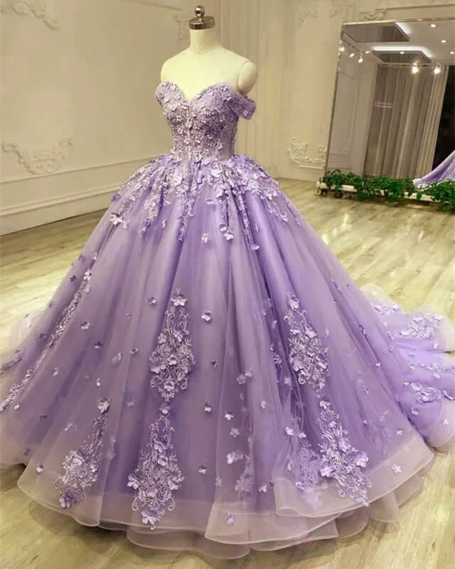 Affordable Luxury Women's Apparel Effortless Style Gorgeous Tulle Purple Quinceanera Dress 3D Lace Appliques Ball Gown Dress