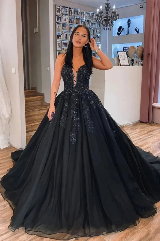 Women's Elegant Evening Outfit Cottagecore Rustic Charm Style A Line Black Lace Long Prom Dresses V Neck Beaded Formal Evening Dress