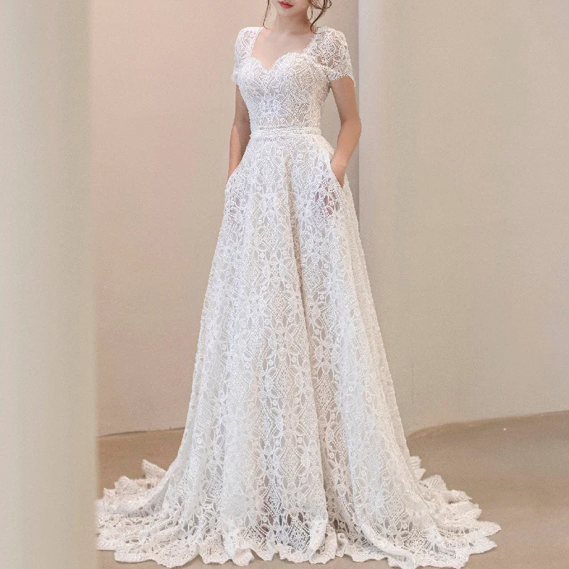 Women's Comfortable Apparel Seasonal Trend Square-neck Lace A-line Wedding Dress with Pockets