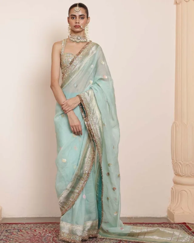 Chic Clothes For Women Vintage Elegance Sky Blue Silk Organza Kadhua Sari Set